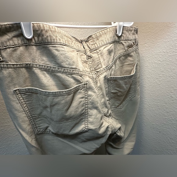 Quicksilver thin corduroy pants 34 - Picture 6 of 7